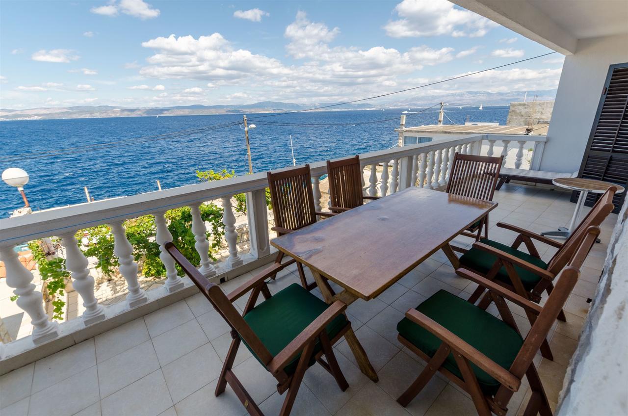 Apartment Barba Rogač Esterno foto